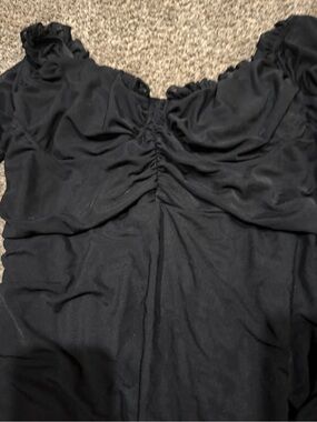 Women's Black Ruched Front Top